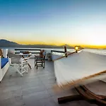 Kalimera & Apoplous Boathouse Daire *