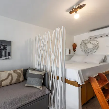 شقة Kalimera & Apoplous Boathouse *