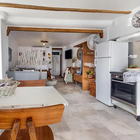 Kalimera & Apoplous Boathouse *