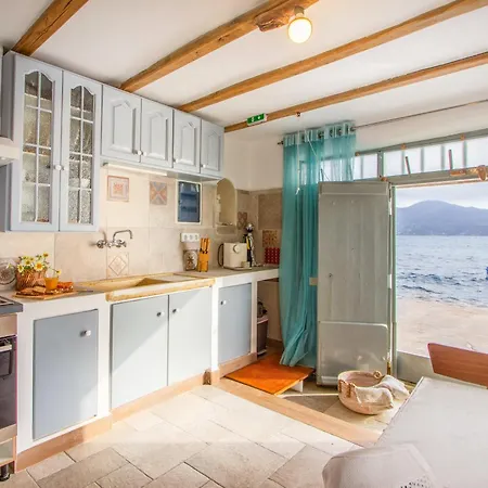 شقة Kalimera & Apoplous Boathouse *