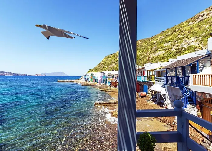 Kalimera & Apoplous Boathouse Klima (Milos)