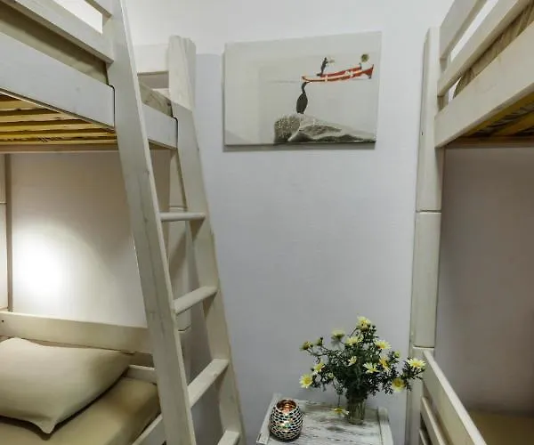 Daire Kalimera & Apoplous Boathouse Klima (Milos)