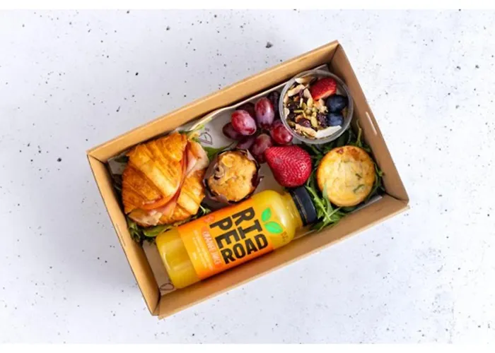 Kalimera & Apoplous Boathouse *