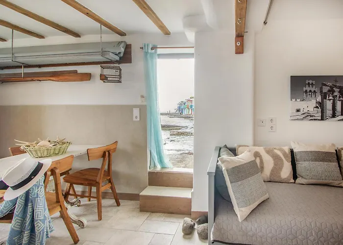 Kalimera & Apoplous Boathouse * Klima (Milos)