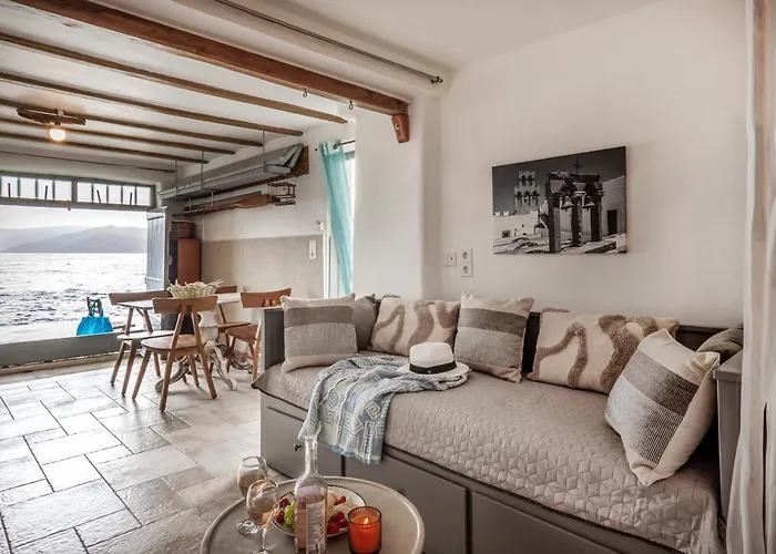 Kalimera & Apoplous Boathouse Daire *